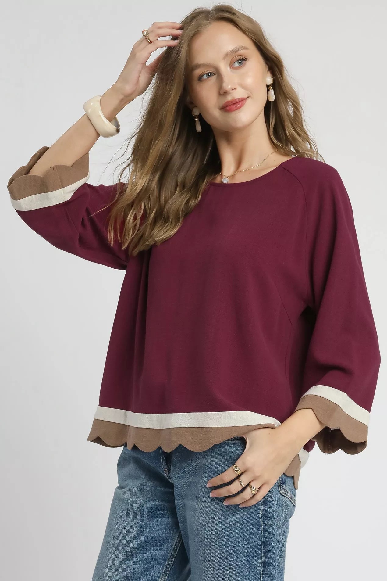 Women Casual Top Umgee Scalloped Hem Colorblock Top – Soft Linen Blend casual outfit boutique fashion - BespokeX Wear