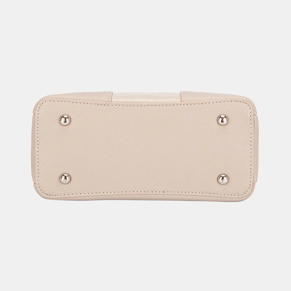 Women Crossbody Bag Minimal PU Leather Crossbody Bag casual outfit boutique fashion - BespokeX Wear