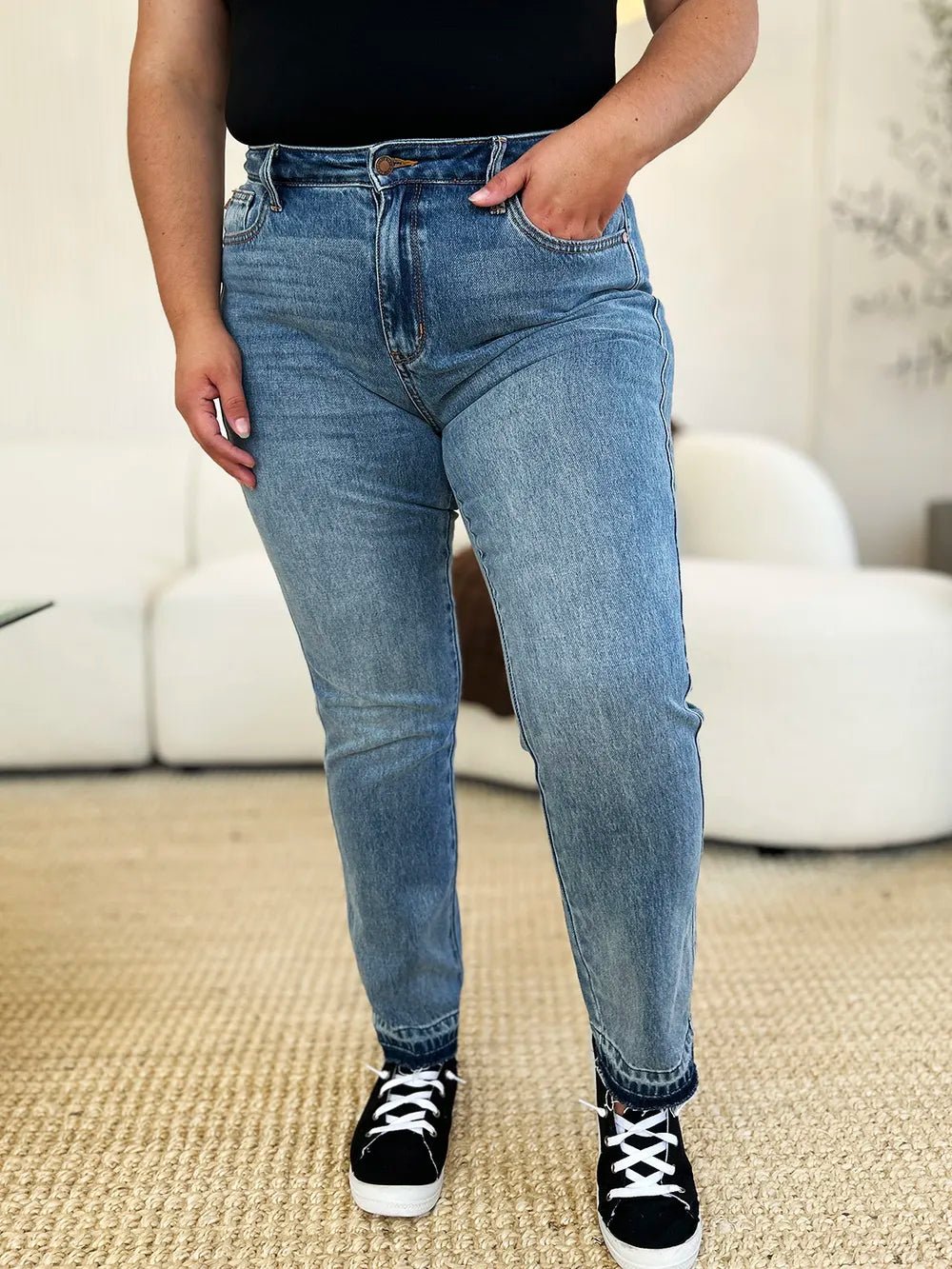 Women Jeans Mid - Rise Release Hem Jeans – Structured Denim | Judy Blue casual outfit boutique fashion - BespokeX Wear