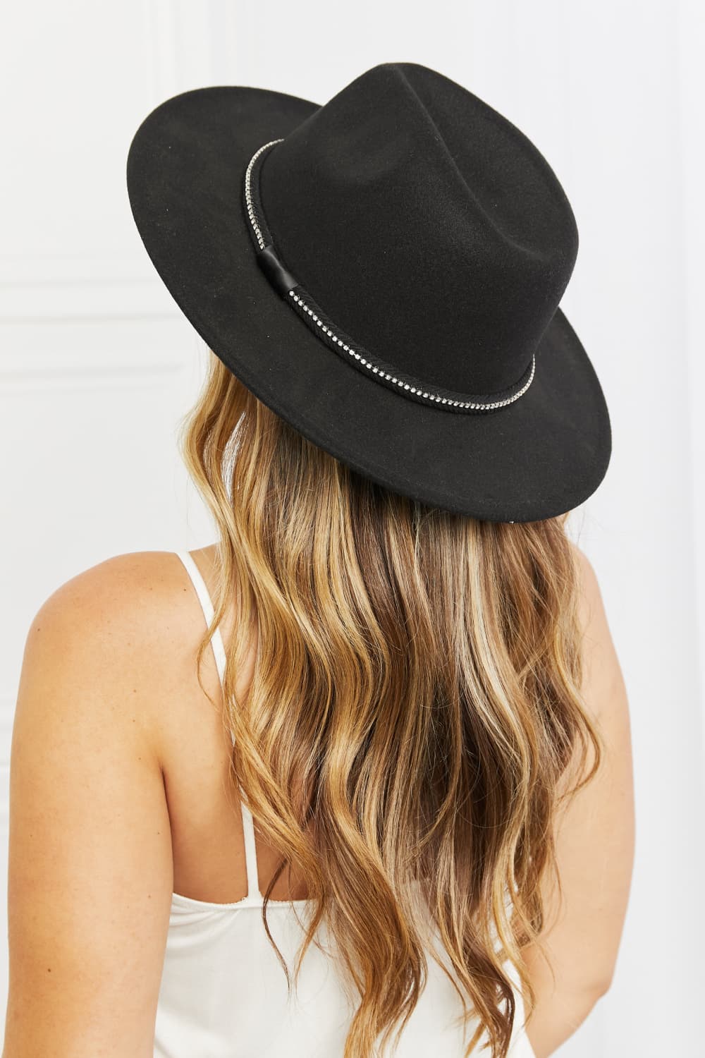 Women Women’s Fedora Hat Classic Wide Brim Fedora Hat – Elegant Outfit Statement Accessory casual outfit boutique fashion - BespokeX Wear